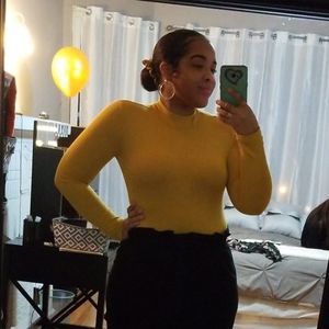 Meet your Posher, Ayana